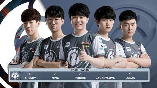 快速灵活的 快速灵活的