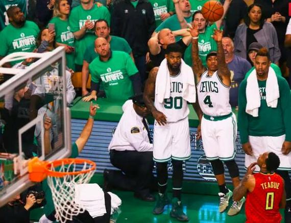 辽宁队在同 辽宁队在同